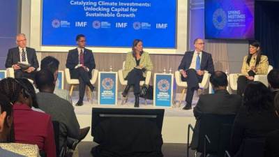 وزيرة التخطيط: مصر قطعت شوطًا كبيرًا في الإصلاحات الهيكلية بقطاع الطاقة المتجددة