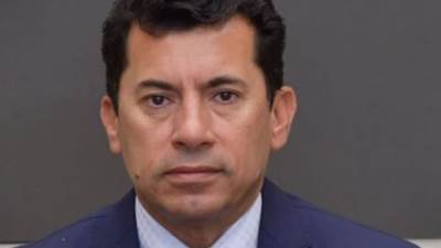 وزير الرياضة: بند الـ 8 سنوات مطروح في القانون الجديد دون مساس بالمجالس القائمة