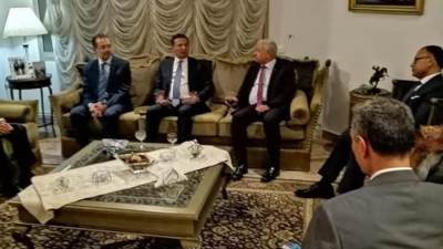 وزير الزراعة يلتقى بالوزراء والمسئولين والمستثمرين التونسيين في دار سكن السفير المصري بالعاصمة التونسية