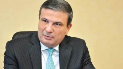 وزير الزراعة يوجه بخفض تكاليف معدات الحصاد لمزارعي القمح