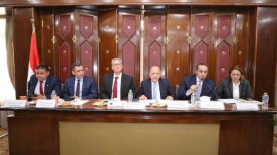 وزير البترول يؤكد أهمية التعاون والعمل التكاملي مع مجلس النواب لتوفير بيئة تشريعية جاذبة للاستثمارات