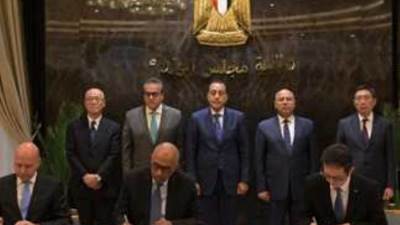 رئيس الوزراء يشهد توقيع اتفاق للتصنيع المحلى لأكياس وقِرَب جمع الدم