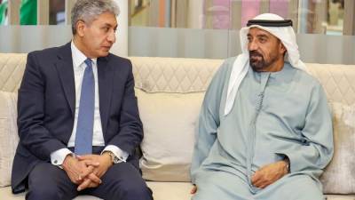 وزير السياحة والآثار يلتقي رئيس هيئة الطيران المدني والخطوط الجوية الإماراتية لبحث تعزيز التعاون وزيادة الحركة السياحية إلى مصر