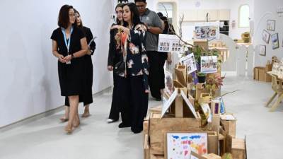 وزيرة التضامن الاجتماعي تتفقد نماذج لمجمعات حضانات ورياض الأطفال في سنغافورة