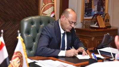 وزير العمل يوجه بسرعة صرف تعويضات عاجلة للعمال الثلاثة من العمالة غير المنتظمة ضحايا الحادث