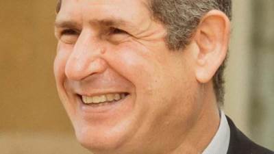 مصر للتأمين تطلق وثيقة تأمين عمال مصر