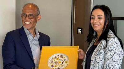 وزيرة التضامن الاجتماعي تلتقي وزير الأسرة والتنمية الاجتماعية بجمهورية سنغافورة