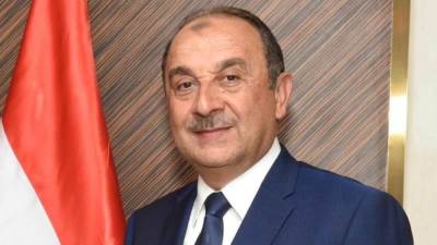 وزير قطاع الأعمال يهنئ العاملين بالمصانع والشركات التابعة للوزارة بمناسبة عيد العمال