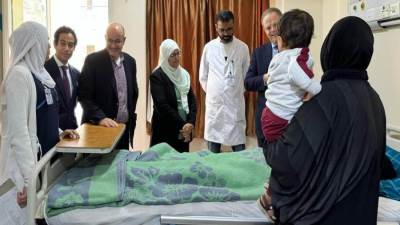 منظمة الصحة العالمية في مصر والمملكة المتحدة تتعاونان لدعم المرضى الفلسطينيين في مصر