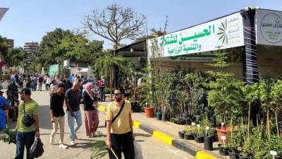 معرض زهور الربيع يشهد إقبالًا كبيرًا من المواطنين خلال إجازة عيد العمال
