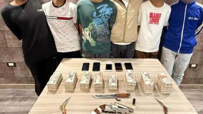 ضبط 6 أشخاص لقيامهم بسرقة مبلغ مالي من إحدى الشركات بالقاهرة.. وإعادة المبلغ المستولى عليه