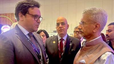  وزير الثقافة يلتقي وزيري الخارجية والإعلام الهنديين على هامش قمة الوسائط السمعية والبصرية والترفيهية "WAVES 2025"