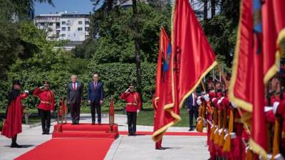 الأردن وألبانيا يؤكدان ضرورة إيجاد أفق سياسي لتحقيق السلام العادل والشامل وفق حل الدولتين