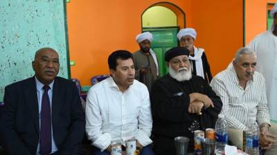 وزير الشباب والرياضة يوجه بتطوير مركز شباب بنبان بحري وعدد من الملاعب الخماسية والقانونية بالرقبة