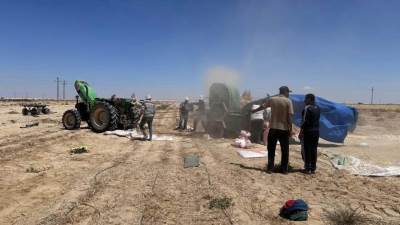 وزير الزراعة يتابع جهود "بحوث الصحراء" و "الزراعة الآلية"  لحصاد القمح والشعير في شمال وجنوب سيناء