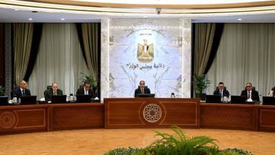 رئيس الوزراء يستعرض الإجراءات المقترحة لتيسير تسجيل ودخول الماركات العالمية إلى السوق المصرية