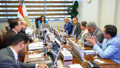 وزيرة التنمية المحلية تتابع دور صندوق التنمية المحلية لتوفير فرص عمل للمرأة والشباب