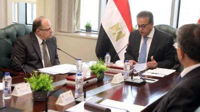 وزير الصحة يناقش الموارد المالية لصندوق مواجهة الطوارئ الطبية والأمراض الوراثية والنادرة