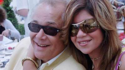 لاميس الحديدي تدافع عن بوسي شلبي: "من يشكك في زواجها يشكك في محمود عبد العزيز نفسه"