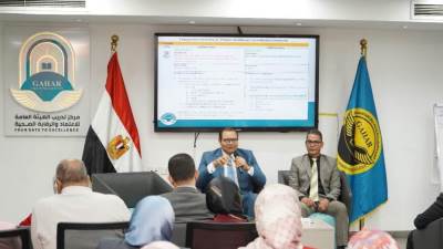 رئيس الرقابة الصحية يفتتح البرنامج التدريبي حول تحديث معايير اعتماد وحدات الرعاية الأولية– إصدار 2025