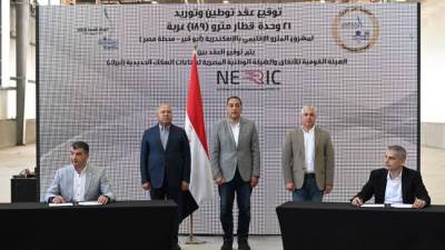 مدبولي يشهد توقيع اتفاقية عقد توطين وتوريد عدد 21 وحدة قطار مترو بواقع 189 عربة لصالح مشروع مترو الإسكندرية