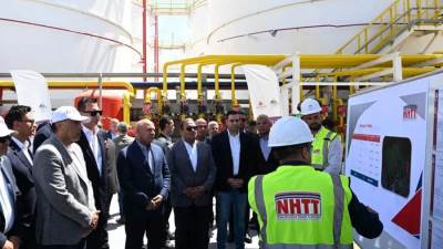 مدبولي يشهد افتتاح محطة الصب السائل لشركة "نيو هورايزون تانك ترمينال" بميناء غرب بورسعيد