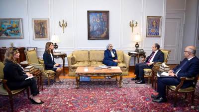 وزير الخارجية يرحب بتجربة مصر الرائدة في دعم حقوق المرأة وتمكينها استناداً لتوجيهات رئيس الجمهورية