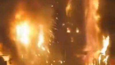 حريق هائل يلتهم مطعمًا شهيرًا بمصر الجديدة وإخلاء السكان من العقار المجاور