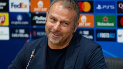 رومانو: فليك يتفق على تجديد تعاقده مع برشلونة