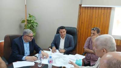 مسئولو "الإسكان" يتابعون موقف توفير القدرات الكهربائية لامتداد مدينة بني سويف الجديدة