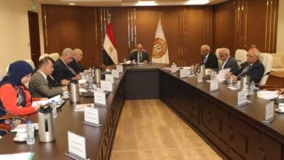 وزير العمل يترأس اجتماع مجلس إدارة صندوق إعانات الطوارئ للعمال