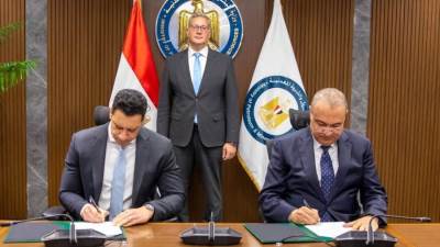 البترول: "إيجاس" توقع اتفاقية جديدة للتوسع في عمليات استكشاف الغاز في دلتا النيل