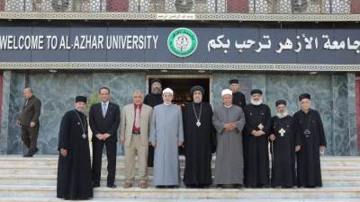 رئيس جامعة الأزهر يستقبل وفدًا من الكنيسة المصرية لتوثيق التواصل المجتمعي