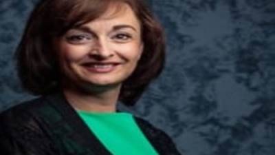 سفيرة رومانيا بالقاهرة تفتتح معرضا فنيا في بيت السناري