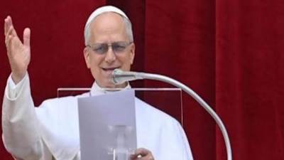 بابا الفاتيكان يدعو إلى وقف التسلح وتعزيز حوار الدبلوماسية