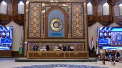 العراق تتسلم رئاسة الدورة الـ 34 للقمة العربية من مملكة البحرين