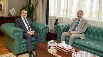  وزير الدولة للإنتاج الحربي يستقبل رئيس الهيئة العامة للاستعلامات