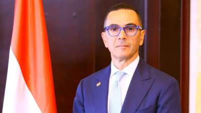 وزير الاستثمار والتجارة الخارجية يتوجه للعاصمة الألمانية برلين لعزيز العلاقات الاقتصادية