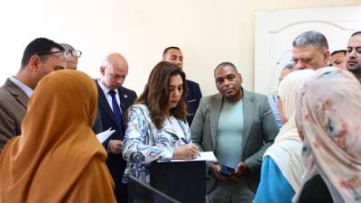 وزيرة التنمية المحلية تقوم بجولة مفاجئة على مركز ومدينة الصف بمحافظة الجيزة لمتابعة سير العمل في الملفات الخدمية