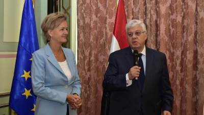 وزير التعليم العالي يشهد التوقيع بالأحرف الأولى لمد اتفاقية "بريما"