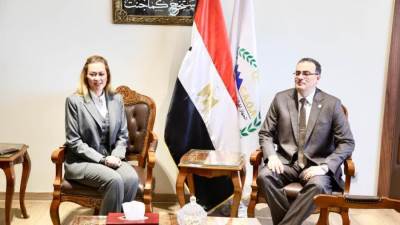 رئيس التنظيم والإدارة والمديرة التنفيذية للأكاديمية الوطنية للتدريب يبحثان أطر التعاون المشترك