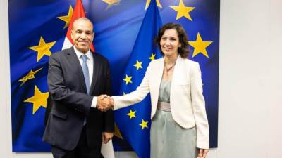  وزير الخارجية يلتقى مع المفوضة الأوروبية لإدارة الأزمات