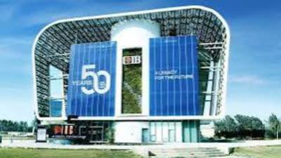 البنك التجاري الدولي – مصر(سي أي بيCIB)   يحصد جائزة أفضل بنك للمشروعات الصغيرة والمتوسطة وبرنامج تمويل سلاسل الموردين من MEED