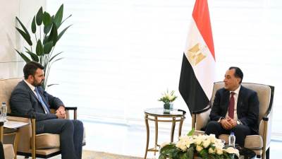 رئيس الوزراء يلتقي وزير خارجية بلغاريا