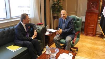 وزير الكهرباء يستقبل سفير سويسرا بالقاهرة لبحث سبل دعم وتعزيز التعاون والشراكة في مجالات الطاقة