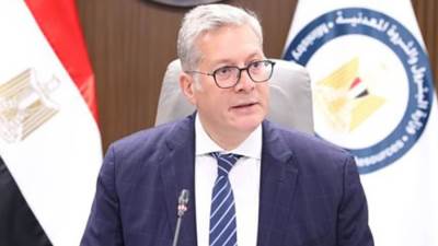 وزير البترول يزور محافظة الوادي الجديد لتفقد عدد من المشروعات التنموية