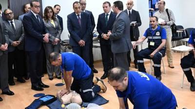 رئيس الوزراء يتفقد المركز القومي للتدريب بمقر هيئة الإسعاف المصرية