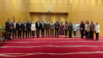 رئيس معهد التخطيط يؤكد أهمية تبنّي نهج اقتصادي متكامل عند تصميم السياسات الضريبية المتعلقة بالتبغ