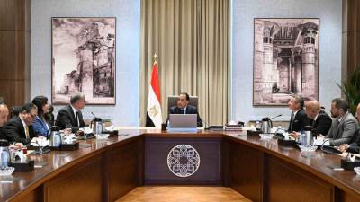 رئيس الوزراء يستقبل نائب رئيس شركة "إكسون موبيل" العالمية لشئون الاستكشاف