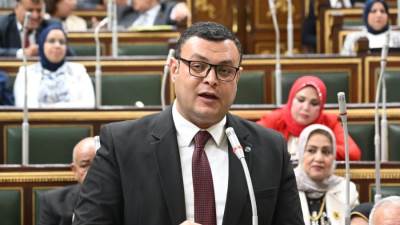 وزير الإسكان يشارك في الجلسة العامة لمجلس النواب لمناقشة مشروع قانون تنظيم مرفق مياه الشرب والصرف الصحي